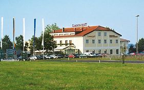 Landzeit Motor-Hotel St. Valentin